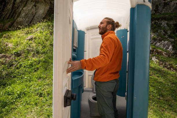 Best Portable restroom trailer rental  in Fruitport, MI